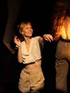 "Comme un papillon" Pièce chorégraphique et théatrale_Paris_France